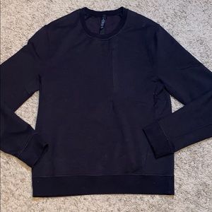 Lululemon sweatshirt